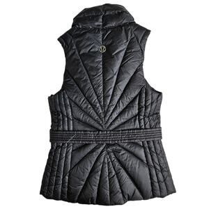 Lululemon Vest Reversible Quilted Get Down Puffer - Size Small